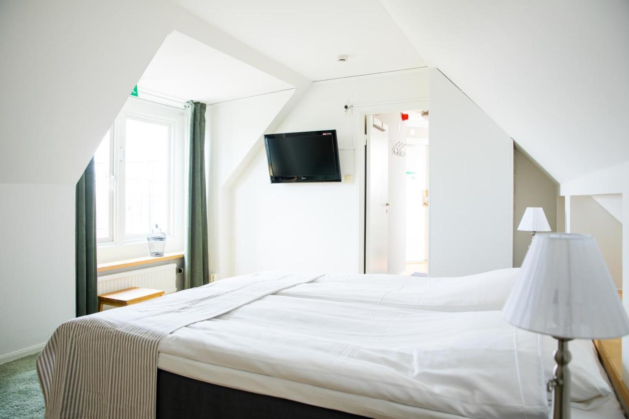 Hotell Breda Blick Visby Esterno foto